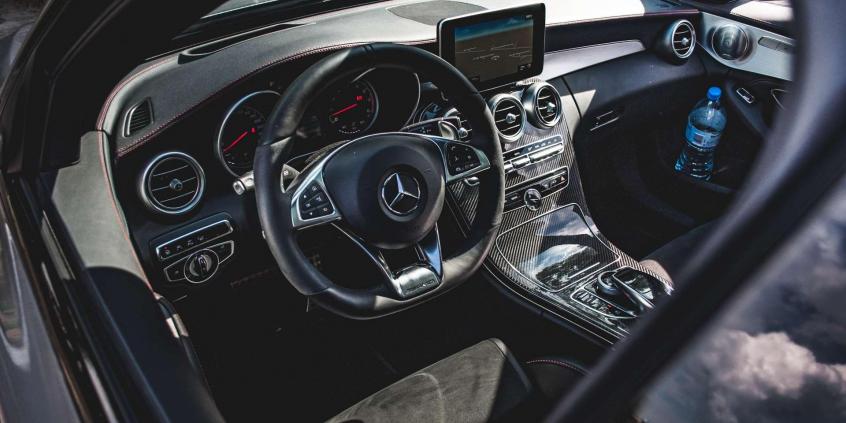 Mercedes C450 AMG Sport - mocny śpioch