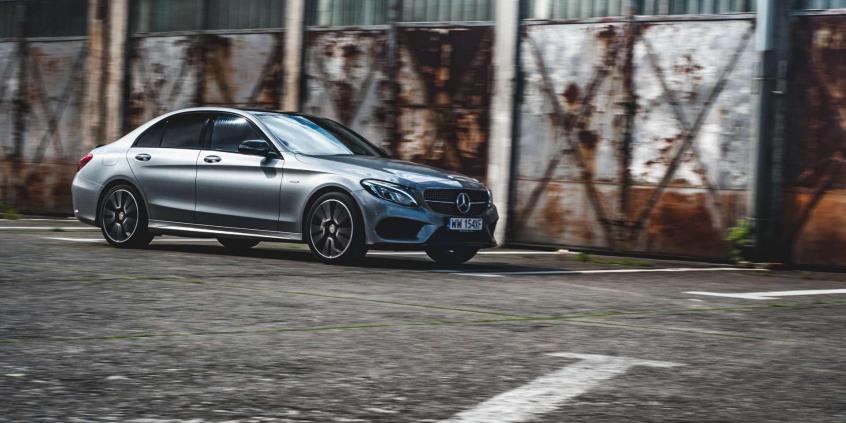 Mercedes C450 AMG Sport - mocny śpioch
