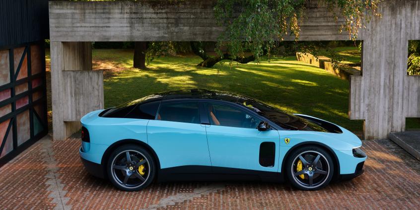 Tak wyglądałby samochód od Apple. Premiera elektrycznego Ferrari Luce dzieli fanów marki