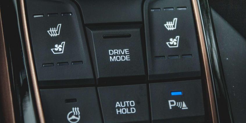 Hyundai IONIQ - pierwszy hybrydowy krok