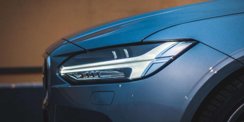 Volvo S90 T6 AWD - luksus po skandynawsku