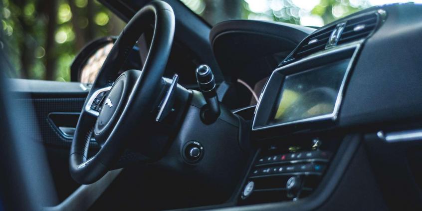 Jaguar F-Pace - elegancki mięśniak