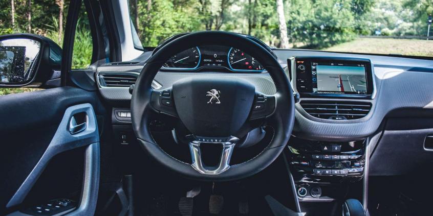 Peugeot 2008 - zielony gremlin