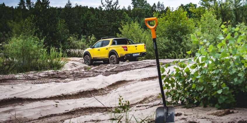 Mitsubishi L200 Monster - gotowy na wszystko