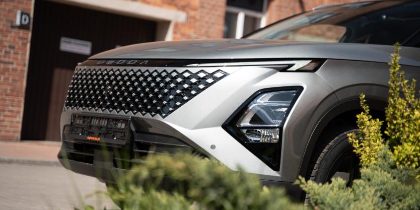 Omoda 5 Hybrid Premium to wersja, której od początku brakowało. Wreszcie mogę ją (warunkowo) polecić