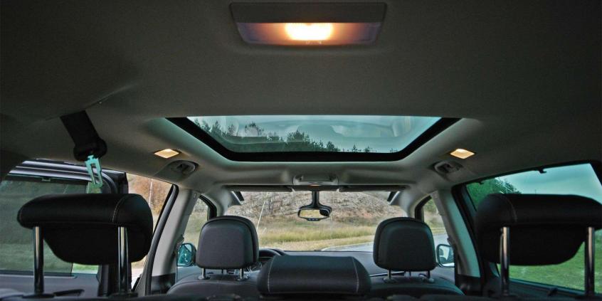 Opel Zafira Tourer - koniec z nudą na szkolnym parkingu