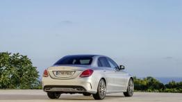 Mercedes klasy C 250 AMG Line (2014) - widok z tyłu