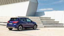 Nissan Pulsar 1.2 DIG-T (2014) - widok z tyłu