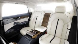 Audi A8 L W12 6.3 FSI quattro Facelifting (2014) - tylna kanapa