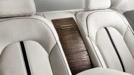 Audi A8 L W12 6.3 FSI quattro Facelifting (2014) - tylna kanapa