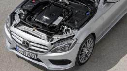 Mercedes klasy C 250 AMG Line (2014) - silnik - widok z góry