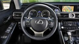 Lexus IS III 300h (2014) - kokpit