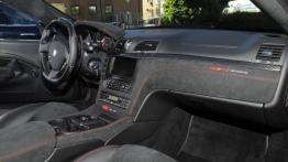 Maserati GranTurismo MC Stradale (2014) - pełny panel przedni