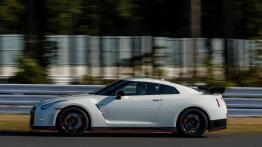 Nissan GT-R Nismo 2014 - lewy bok