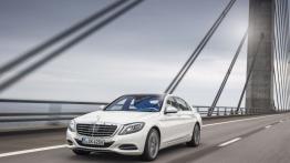 Mercedes S 500 Plug-In Hybrid (2014) - widok z przodu