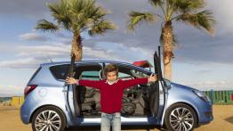 Opel Meriva II Facelifting (2014) - prawy bok - drzwi otwarte