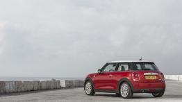 Mini Cooper 2014 - widok z tyłu