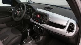 Fiat 500L Beats Edition (2014) - schowek przedni zamknięty