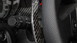 Maserati GranTurismo MC Stradale (2014) - manetka zmiany biegów pod kierownicą