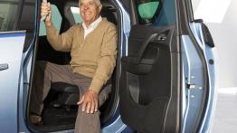 Opel Meriva II Facelifting (2014) - drzwi tylne otwarte