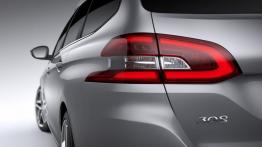 Peugeot 308 SW II (2014) - lewy tylny reflektor - włączony