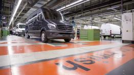 Mercedes Sprinter Facelifting (2014) - taśma produkcyjna