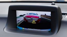 Opel Meriva II Facelifting (2014) - ekran systemu multimedialnego