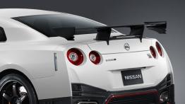 Nissan GT-R Nismo 2014 - spoiler