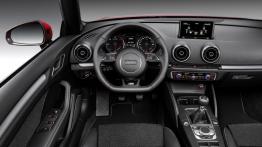 Audi A3 III Cabriolet 2.0 TDI (2014) - kokpit