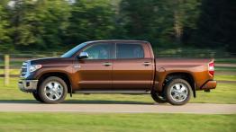 Toyota Tundra 2014 - lewy bok