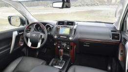 Toyota Land Cruiser 150 Facelifting (2014) - pełny panel przedni