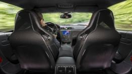 Maserati GranTurismo MC Stradale (2014) - widok ogólny wnętrza