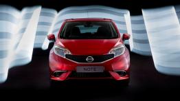 Nissan Note II (2014) - przód - reflektory wyłączone