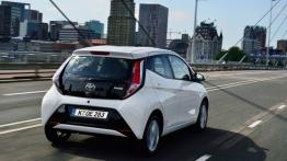 Toyota Aygo II (2014) - widok z tyłu