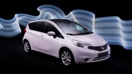 Nissan Note II (2014) - przód - reflektory wyłączone