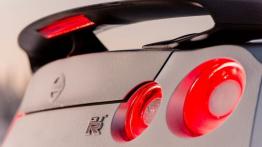 Nissan GT-R 2014 - tył - inne ujęcie