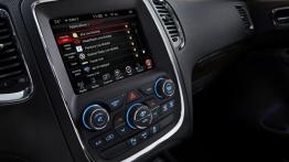 Dodge Durango III Facelifting (2014) - radio/cd/panel lcd