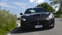 Maserati GranTurismo MC Stradale (2014) - widok z przodu