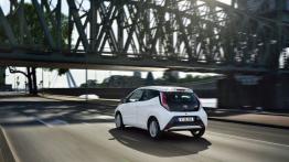 Toyota Aygo II (2014) - widok z tyłu