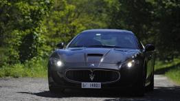 Maserati GranTurismo MC Stradale (2014) - widok z przodu
