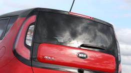 Kia Soul II (2014) - szyba tylna