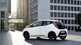 Toyota Aygo II (2014) - widok z tyłu