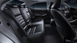Lexus IS 300h (2014) - tylna kanapa