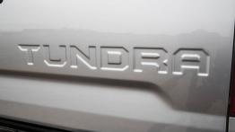 Toyota Tundra 2014 - emblemat