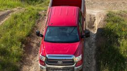 Toyota Tundra 2014 - widok z góry