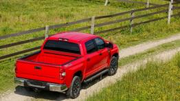 Toyota Tundra 2014 - widok z góry