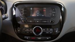 Kia Soul II (2014) - konsola środkowa