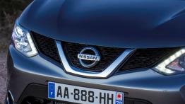 Nissan Qashqai II (2014) - grill