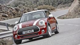 Mini Cooper 2014 - widok z przodu