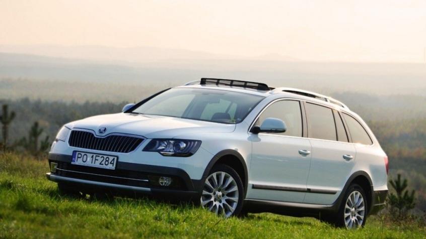 Skoda Superb II Outdoor 2.0 TDI CR DPF 170KM 125kW od 2014